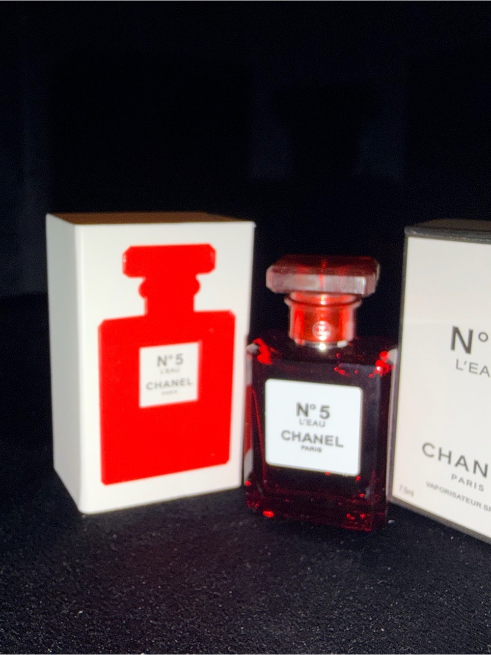 CHANEL No.5 L'EAU Red Glass Bottle